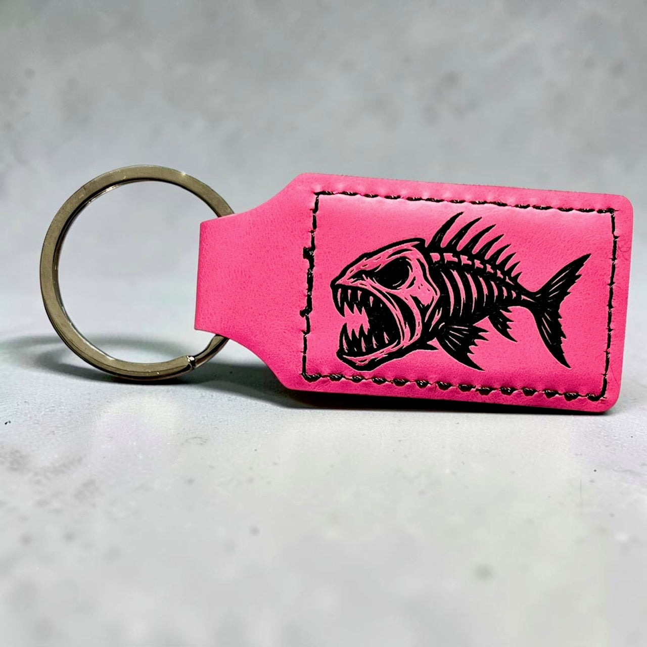 fish-skeleton-primrose-keychain